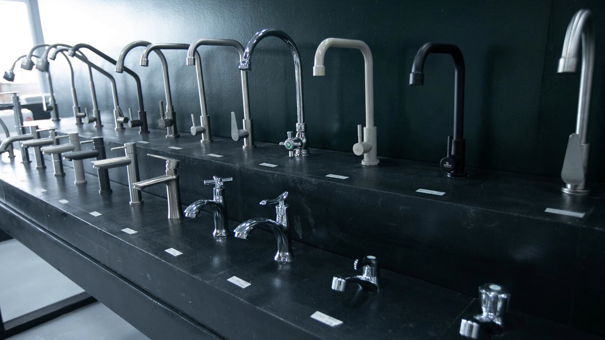 PERFORMA Wall Faucet