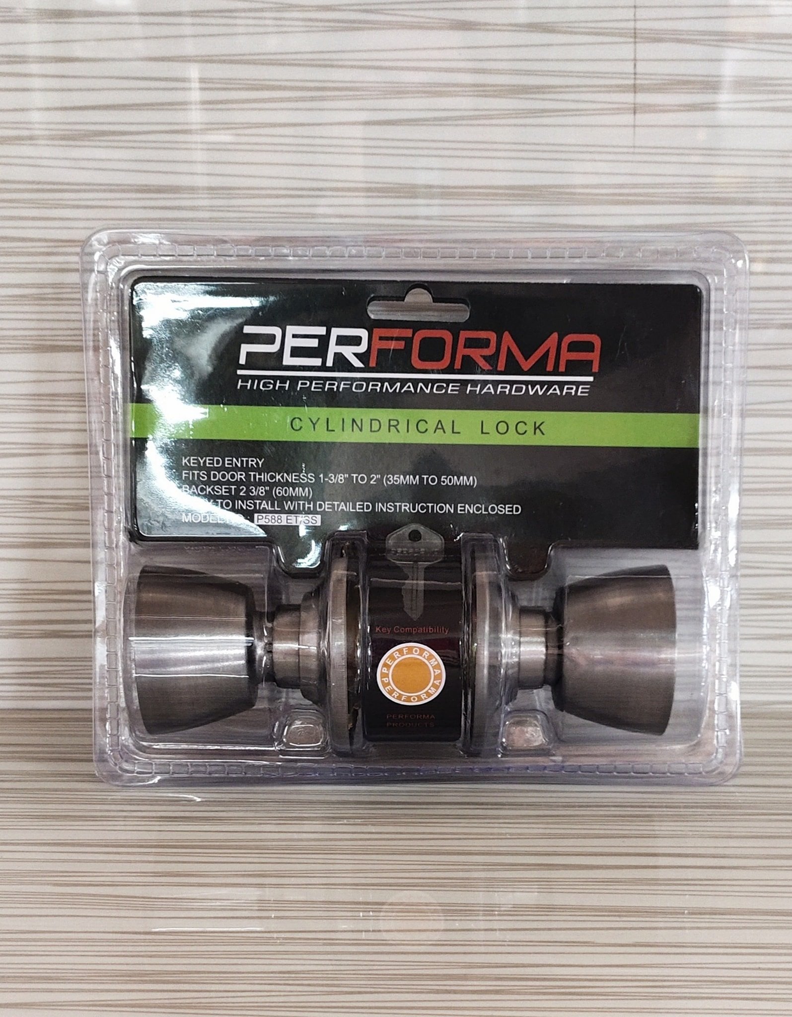 PERFORMA Door Knob with Silver Plated Look